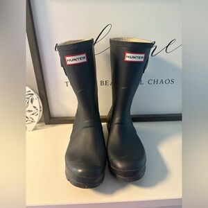 Hunter Original Short Rain Boot - Blue - Size 6 Women’s